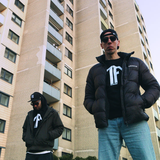 TF Classic Hoodie (Schwarz)